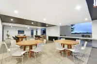 Qube Broadbeach Ocean View Apartments