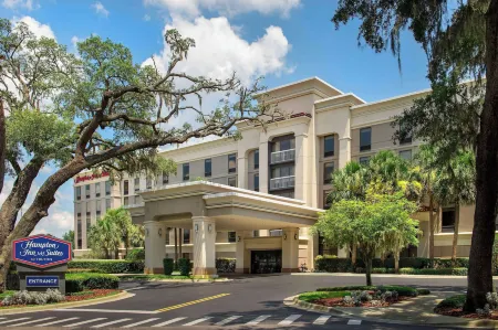 Hampton Inn & Suites Lake Mary at Colonial TownPark