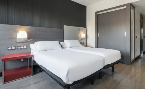 Ilunion Suites Madrid - Tiny houses