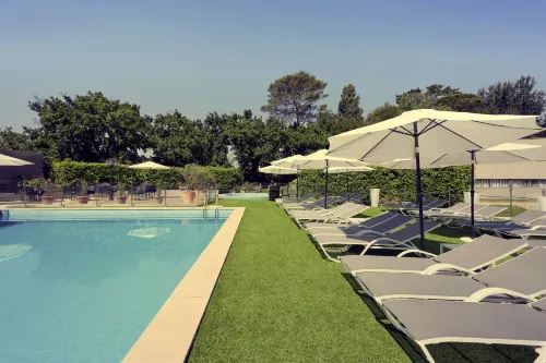 Hôtel Mercure Orange Centre Hotels in Piolenc