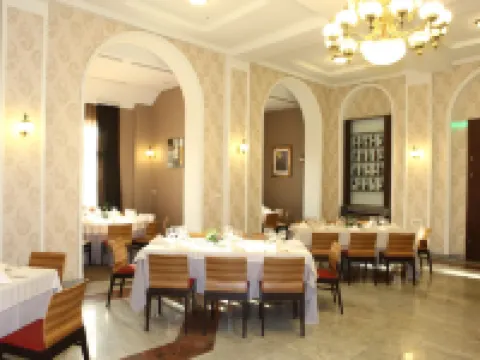 Iaki Conference & Spa Hotel Hotéis em Constanta