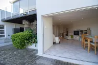 Dockside Hotels in Ndlambe