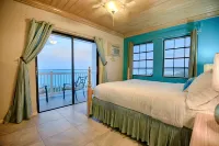 Gems at Paradise Beach Hotel - parking