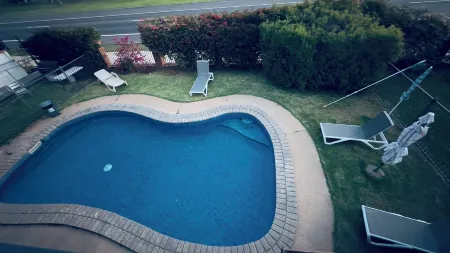 Mildura Riverview Motel Отели в г. Николс Пойнт