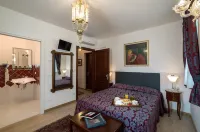 Cadifiore B&B Hôtels à : Mira