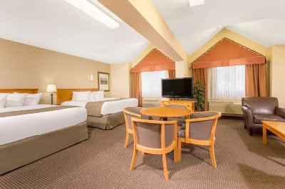Canmore Inn & Suites Hotels near The Hive Gallery & Gatherings