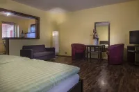 Garden apartments - parking