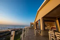 Fairlight Beach House Hotels in Umdloti