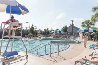 Carriage House Hotel - Swimmingpools
