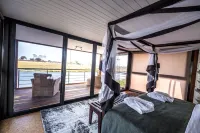 The Namushasha River Villa Hotels in Нгамиленд Север