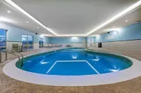 Holiday Inn Express & Suites Parsons by IHG - Pools