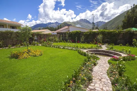 Hotel Agustos Urubamba Отели рядом с достопримечательностью «Валье Саградо»