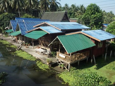 บ้านสวนอ้อมสุข