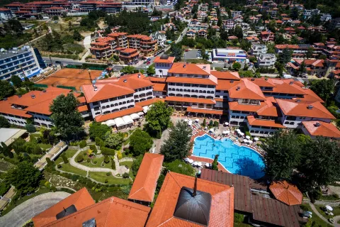 Helena Park - Ultra All Inclusive