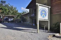 Pousada Alma da Gamboa - parking