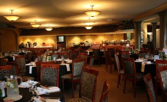 Benvenuto Hotel & Conference Centre