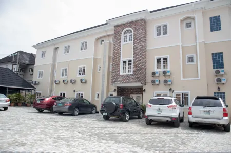 Meritz Hotels & Suites Отели в г. Порт-Харкорт