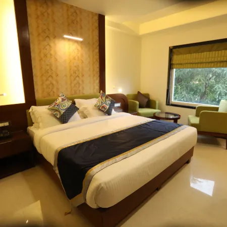The Pinnacle Inn Sarnath