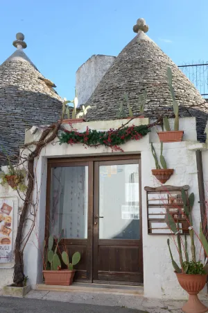 Giardino Dei Trulli Отели рядом с достопримечательностью «Trulli, Rione Monti»