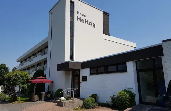 豪斯海提滋格旅館