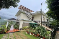 아유르젬 아유르베다 요가 & 웰니스 리트리트 아나비라티 호텔