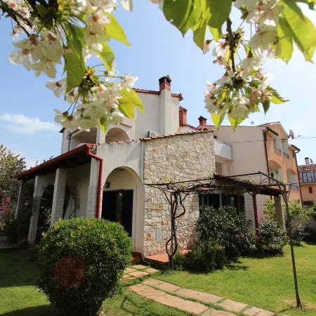 Apartments Milena