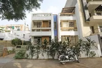 Maplewood Stay Hotel a South Delhi