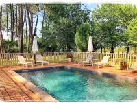 Au Clair des Landes Hotels in Castets