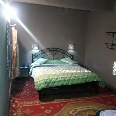 Riad Tagmadarte Guest Farm Hotels near Désert de Zagora