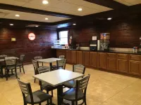 Howard Johnson by Wyndham Winter Haven FL - breakfast