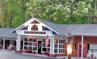 Five Star Inn - Maggie Valley