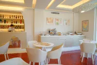 Suite Hotel Oasi di Riaci - servizio colazione
