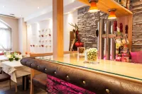 Hotel am Dorfplatz Inkl Premium Sommerkarte - 2 звезды