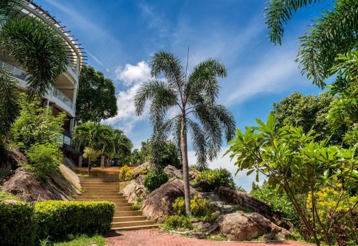 산티야 코팡안 해변