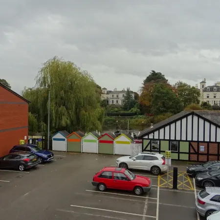 The Boathouse Inn & Riverside Rooms