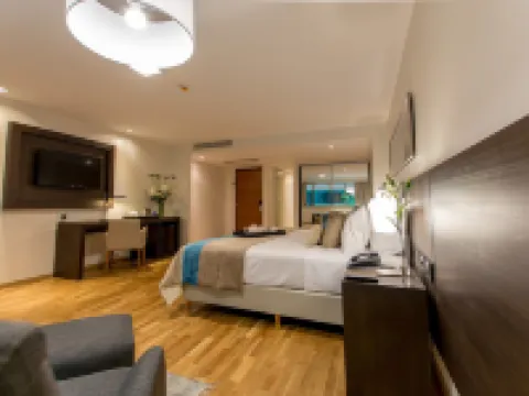 卡瑟羅斯 248 號酒店 鄰近Estación Córdoba的酒店