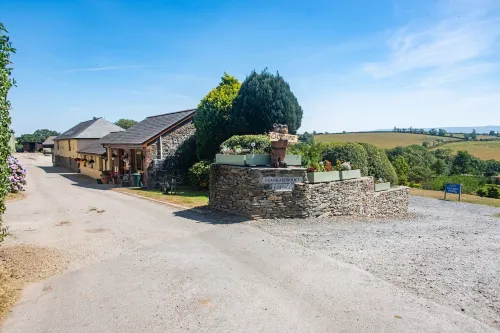 Frankaborough Farm Holiday Cottages Hotels in Lifton