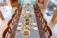 Xanh Homestay Hotels in Phu Cat District