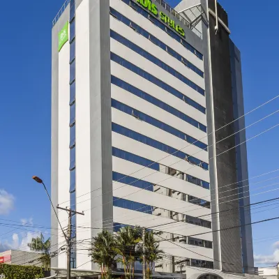Ibis Styles Belem Hangar Hotels near Belem Bus Station