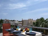 Lilly Apartments Hotels in Vouliagmeni