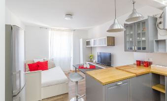 Alessia's Flat - Sarpi 2