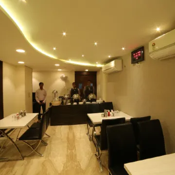 Hotel Grand Pragati