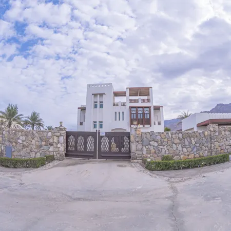 Le Sifah Resort Apartments