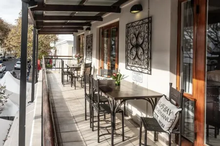 Avemore Jan Cats No 5 Full Backup Power