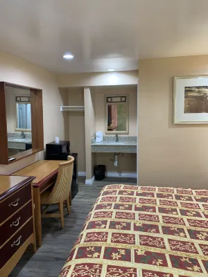 Budget Inn Motel Hotels near San Gabriel Community Church