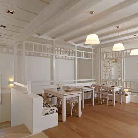 Themonies Luxury Suites