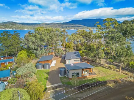 Herlihys on Huon - Cabin 1 Отели в г. Сигнет