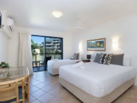 The Cove Yamba Hotels in Yamba