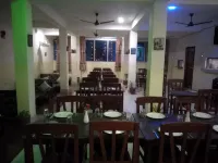 Hotel Riddhi Siddhi Restaurant & Bar - Breakfast