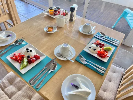 Baywatch Paternoster - the Cottage